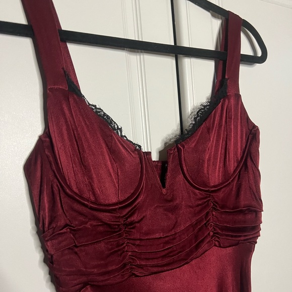 ASTR Wine Satin Corset Midi Dress with Lace Bust - Picture 5 of 15